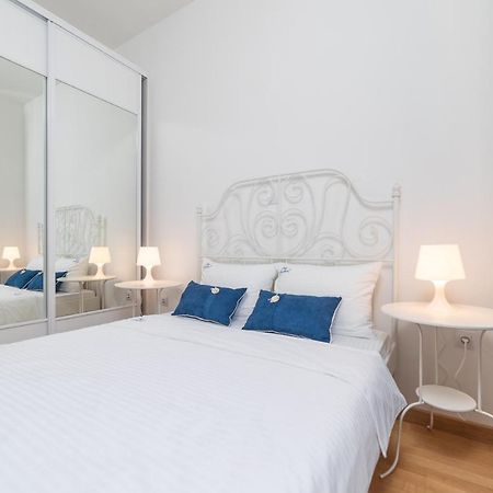 Ana'S Apartment Budva Mne מראה חיצוני תמונה