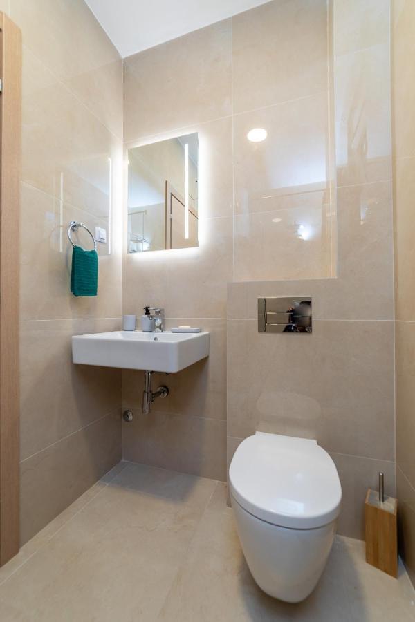 Ana'S Apartment Budva Mne מראה חיצוני תמונה